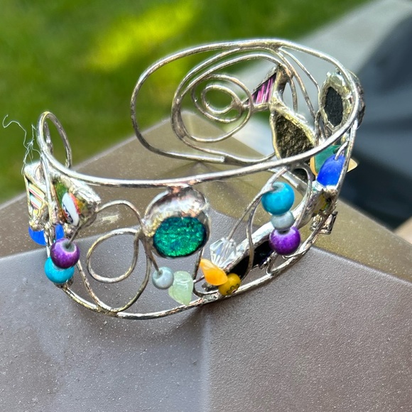 NWOT Cuff Multi-Color Bracelet - Picture 3 of 4